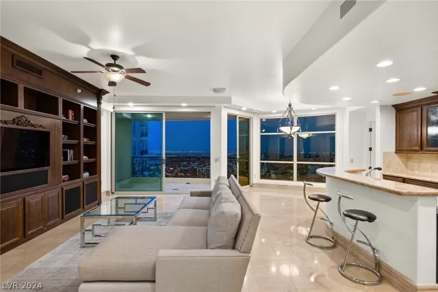 MLS: 2595239 Condo For Sale