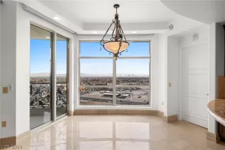 Photo #5: 2595239 Listing