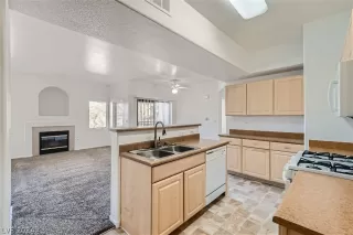 Photo #3: 2595265 Listing 