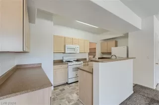 Photo #4: 2595265 Listing 