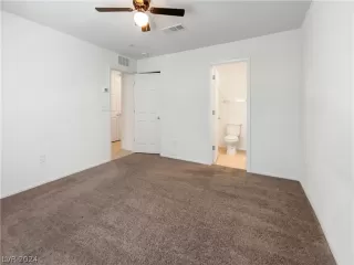 Photo #4: 2595270 Listing