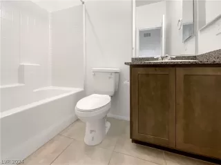 Photo #6: 2595270 Listing