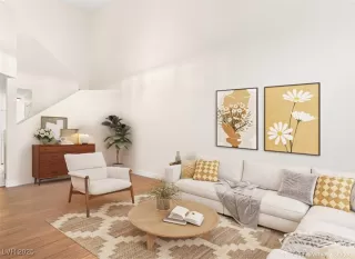 Photo #5: 2595285 Listing