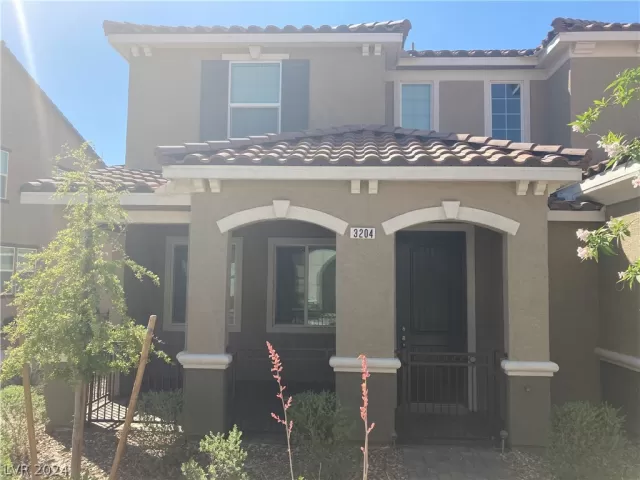 MLS: 2595295 Condo For Sale