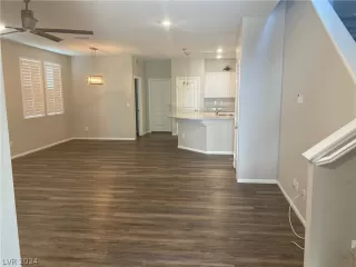 Photo #3: 2595295 Listing 