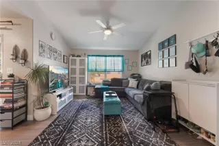 Photo #2: 2595310 Listing