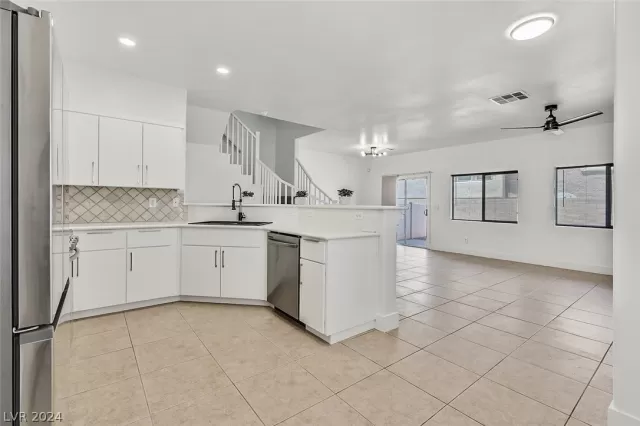 MLS: 2595362 Condo For Sale