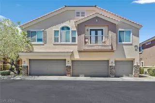 Photo #1: 2595362 Listing