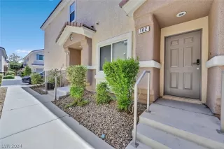 Photo #2: 2595362 Listing