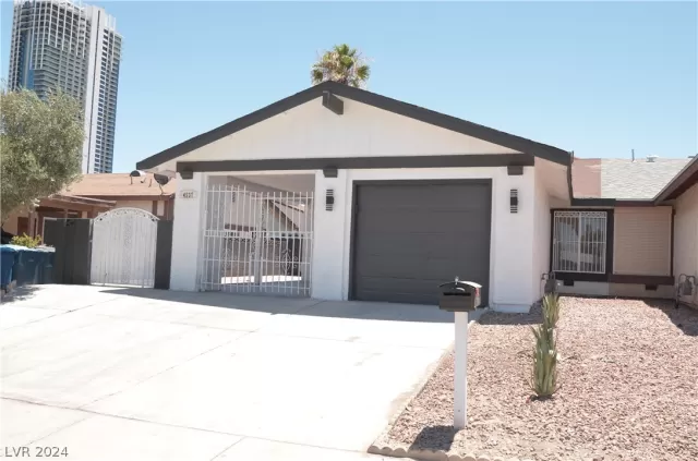 MLS: 2595381 Condo For Sale