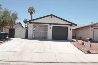 Photo #3: 2595381 Listing 