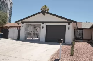 Photo #4: 2595381 Listing 