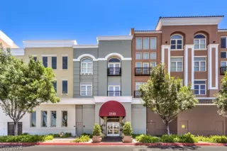 Click for more information on MLS # 2595400 : 2240 VILLAGE WALK DRIVE 2310 More Details about MLS # 2595400 : 2240 VILLAGE WALK DRIVE 2310