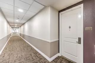 Photo #5: 2595400 Listing