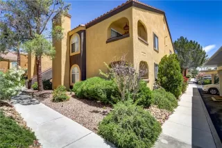 Photo #1: 2595434 Listing