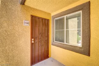 Photo #4: 2595434 Listing