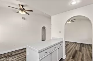 Photo #6: 2595445 Listing 