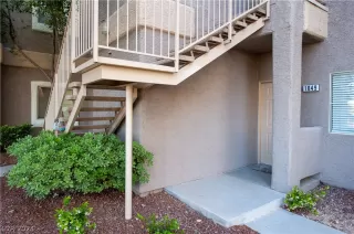 Photo #4: 2595447 Listing