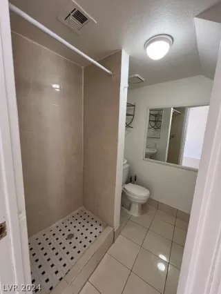 Photo #6: 2595463 Listing