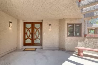 Photo #6: 2595482 Listing