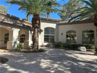 Photo #2: 2595520 Listing 