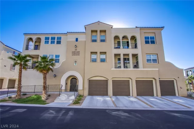 MLS: 2595574 Condo For Sale