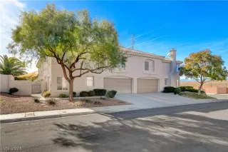 Photo #1: 2595645 Listing 