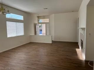 Photo #3: 2595653 Listing 