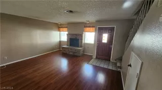 Photo #2: 2595668 Listing 