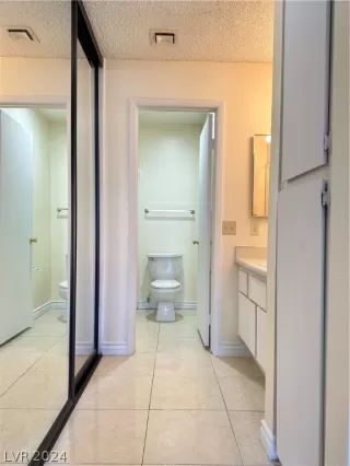 Photo #6: 2595693 Listing