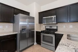 Photo #6: 2595713 Listing 