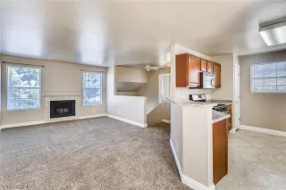 Photo #3: 2595731 Listing 