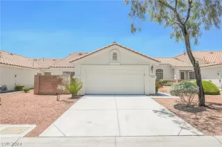 Photo #1: 2595745 Listing 