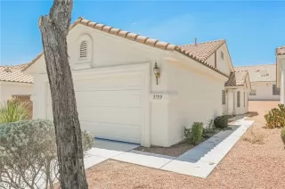 Photo #6: 2595745 Listing 