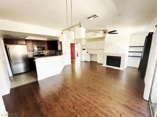 Photo #5: 2595750 Listing 