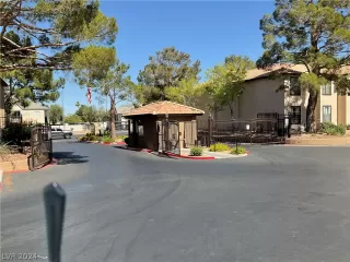 Photo #1: 2595754 Listing 