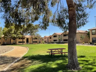 Photo #2: 2595754 Listing 