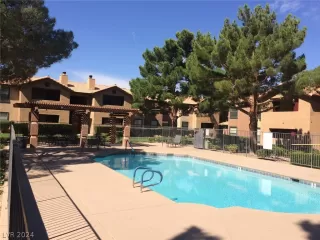 Photo #5: 2595754 Listing 