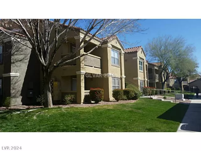 MLS: 2595770 Condo For Sale