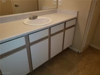 Photo #6: 2595770 Listing 