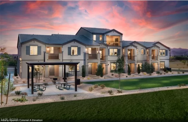 MLS: 2595780 Condo For Sale