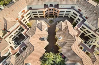 Photo #3: 2595831 Listing