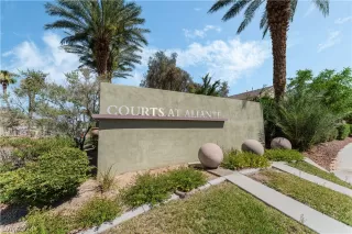 Photo #2: 2595837 Listing 