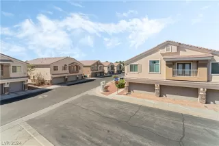 Photo #3: 2595837 Listing 