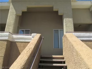 Photo #3: 2595865 Listing 