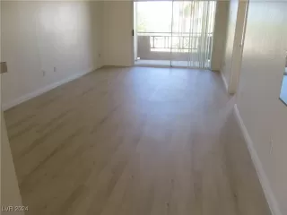 Photo #6: 2595865 Listing 