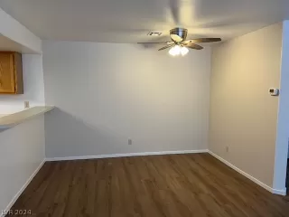 Photo #2: 2595883 Listing 