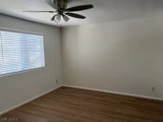 Photo #4: 2595883 Listing 