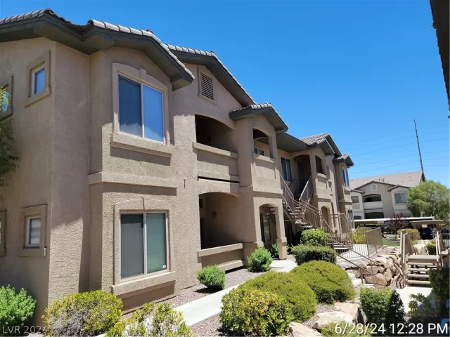 MLS: 2595887 Condo For Sale