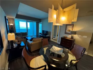 Photo #3: 2595929 Listing 